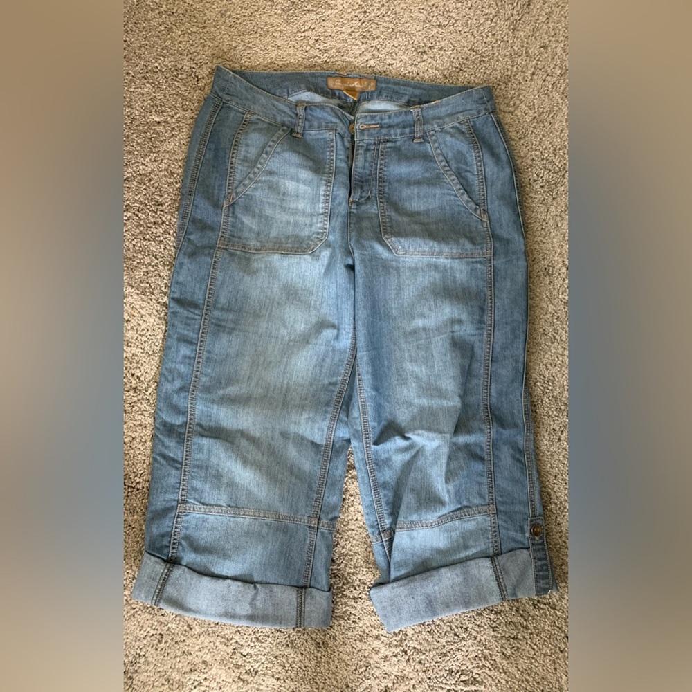 Angel Kiss Women’s Plus Size Denim Cuffed Capris Size 14